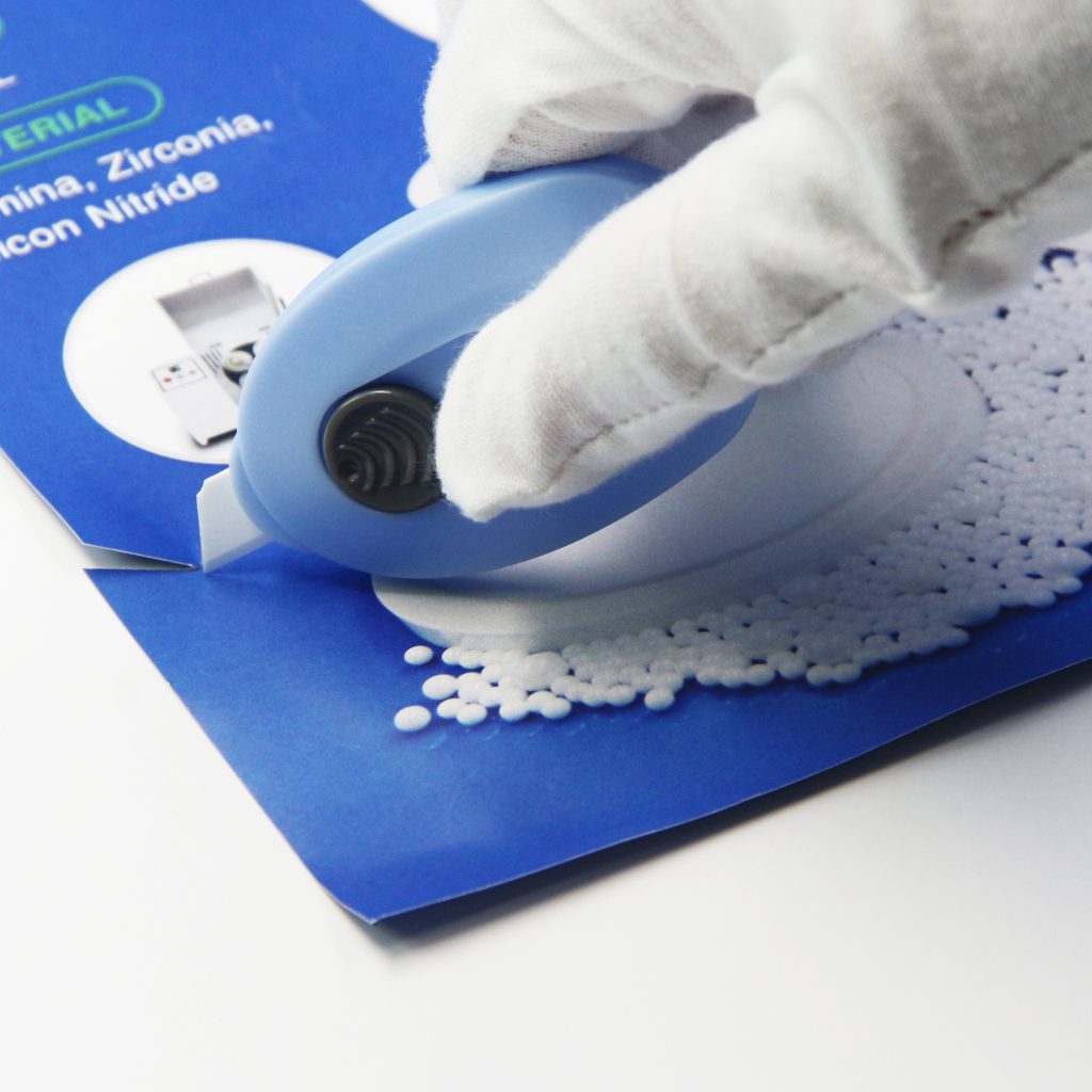 Mini Ceramic Box Cutter – Retractable Utility Knife with Keychain Hole ...