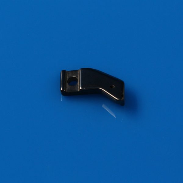 Ceramic Yarn Feeding Nozzle for Circular Knitting Machines (18.9×8.12×3.4mm)10# (1)