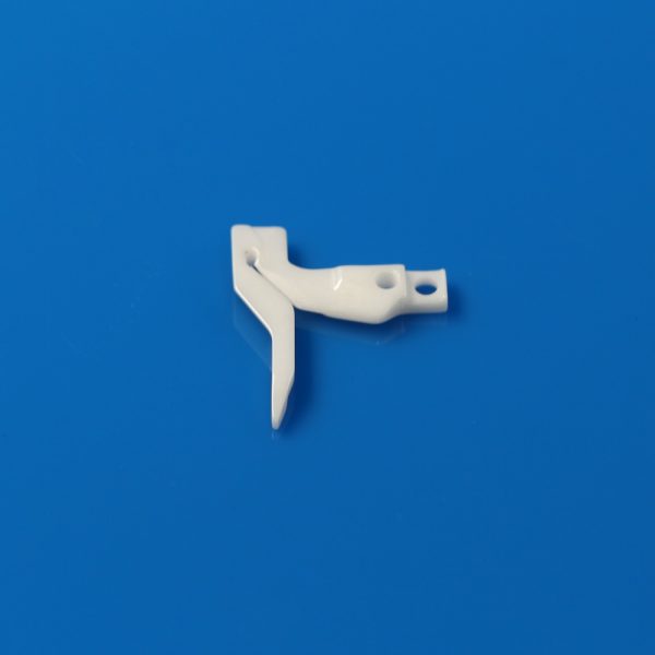 Ceramic Yarn Feeding Nozzle for Circular Knitting Machines (25.83×28.85×3.25mm)215# (1)