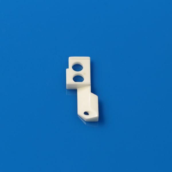 Ceramic Yarn Feeding Nozzle for Circular Knitting Machines (27.28×9.02×4.1mm)137# (2)