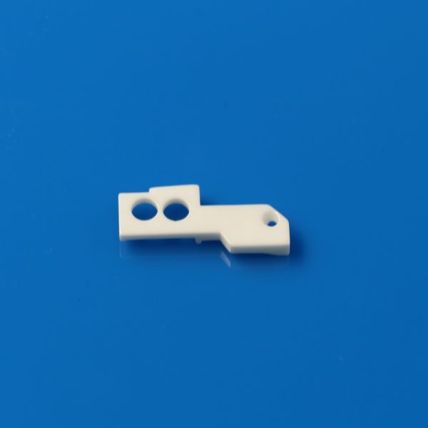 Ceramic Yarn Feeding Nozzle for Circular Knitting Machines (27.28×9.02×4.1mm)137# (3)