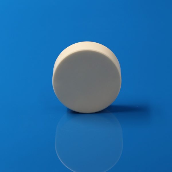 Corundum 99% Alumina Crucible with Round Lid for Lab Use - 86.23 (2)