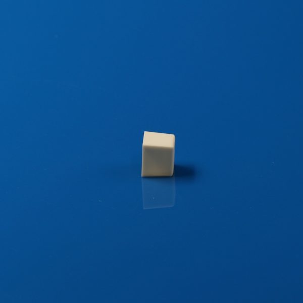 Cube Handleless 99% Alumina High-Temperature Resistant Square Ceramic Crucible - 19.9619.9617.78mm 50PCS (3)