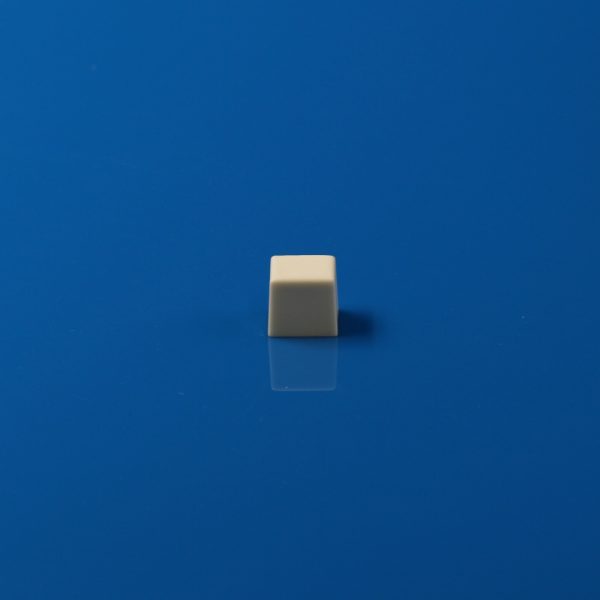 Cube Handleless 99% Alumina High-Temperature Resistant Square Ceramic Crucible - 19.9619.9617.78mm 50PCS (5)