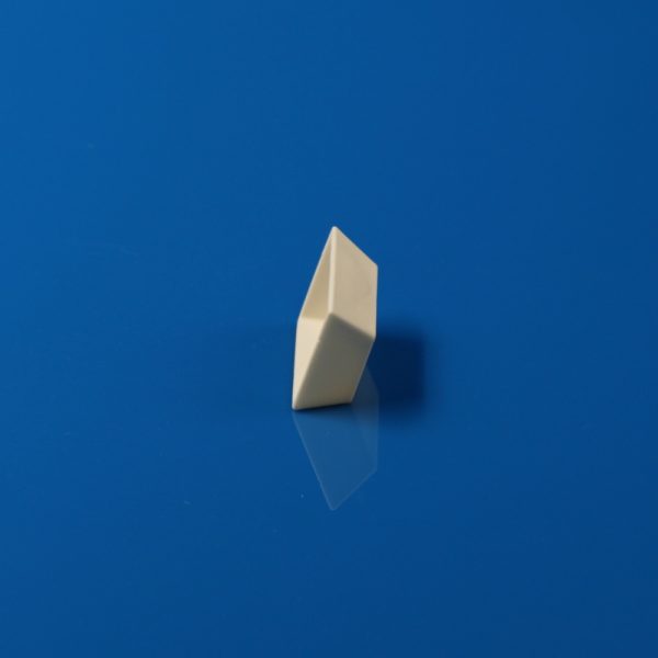 Trapezoidal 99% Alumina Combustion Boat for Lab Furnace (5)