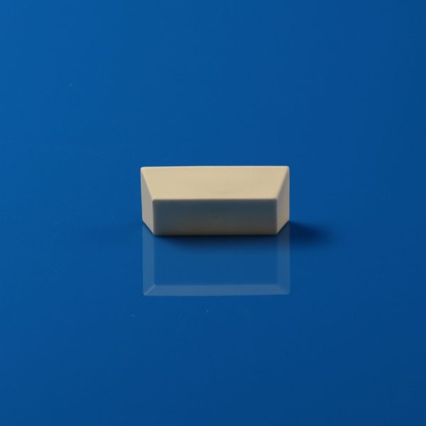Trapezoidal 99% Alumina Combustion Boat for Lab Furnace (6)