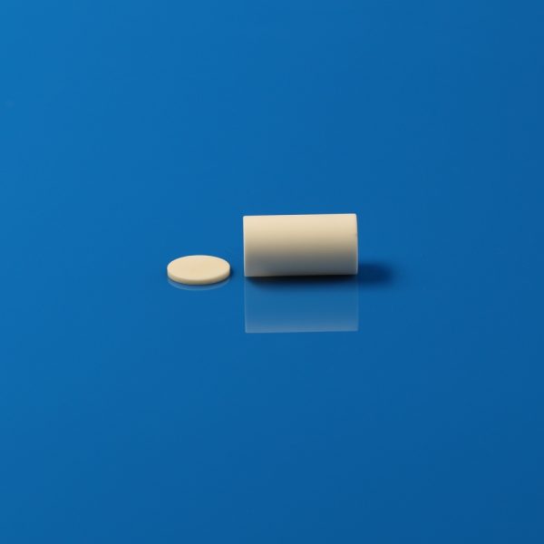 99% Alumina Cylindrical Crucible with Cover Lid- OD19.2×H35.84mm (1)