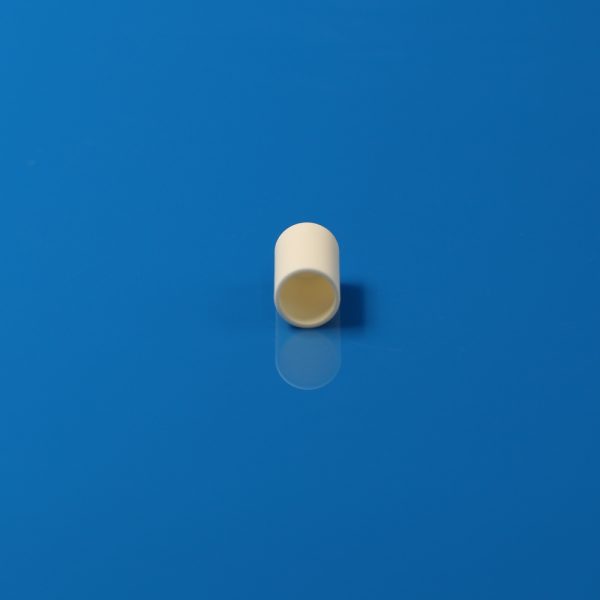 99% Alumina Cylindrical Crucible with Cover Lid- OD19.2×H35.84mm (2)