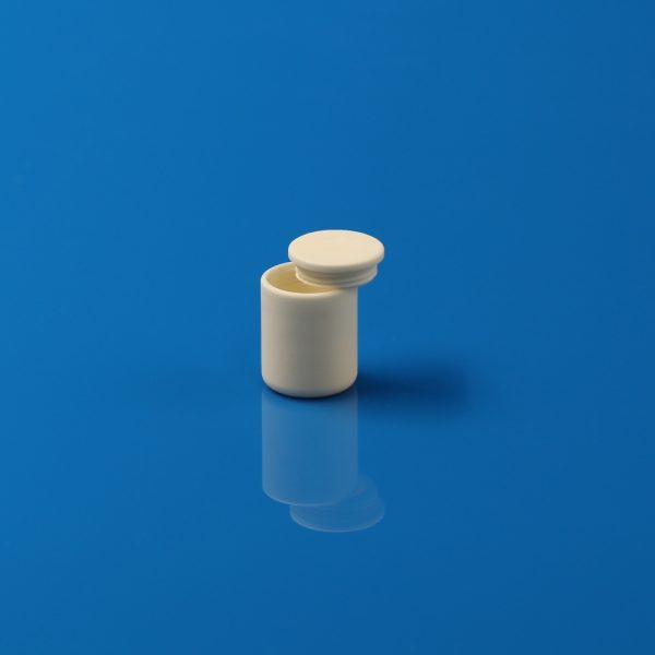 Alumina Threaded Crucible with Screw Lid (4)