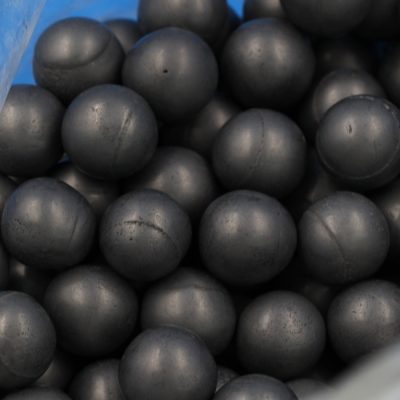 Industrial Large Silicon Carbide Grinding Media Balls - Dia 33–60mm
