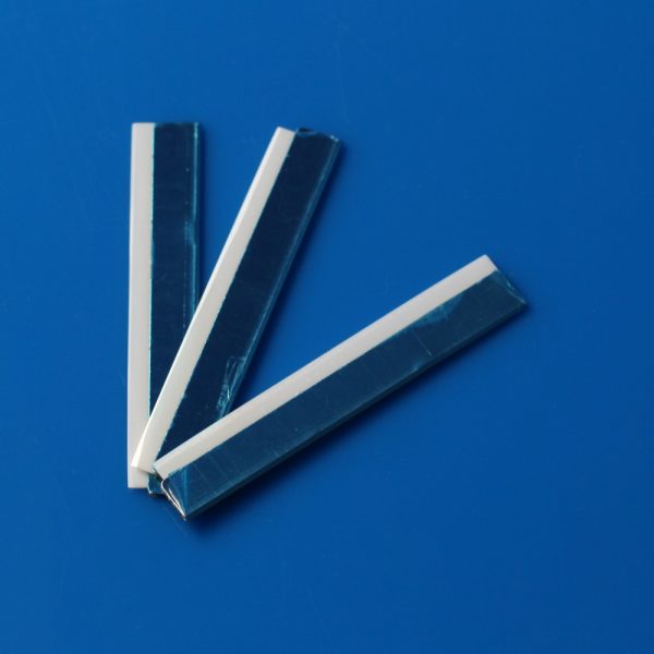 Zirconia Ceramic Slitting Blade with Metal Holder - 60×10×0.5mm (2)