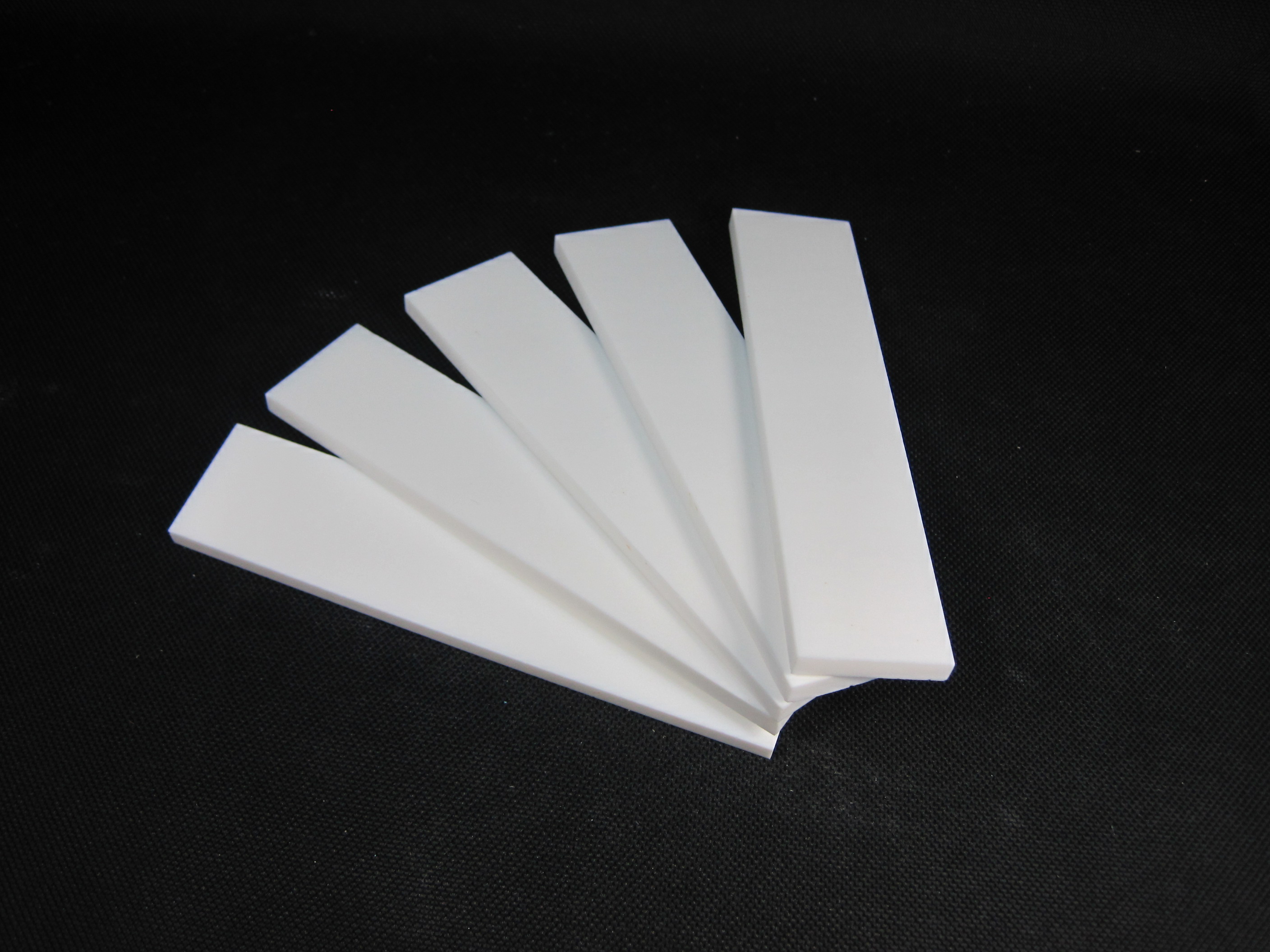 Machinable Glass Ceramic Component
