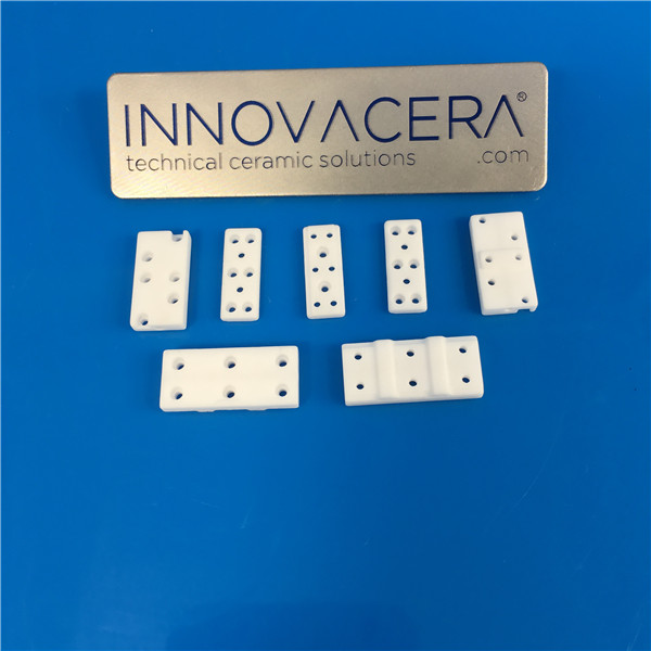 Alumina Ceramic Plates With Holes