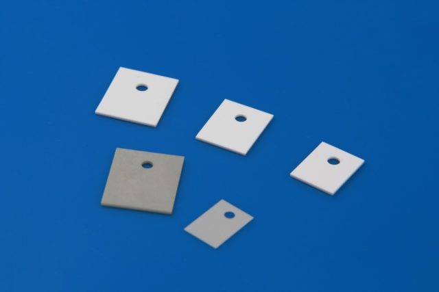 TO-220 Ceramic Insulator Cooling Pads