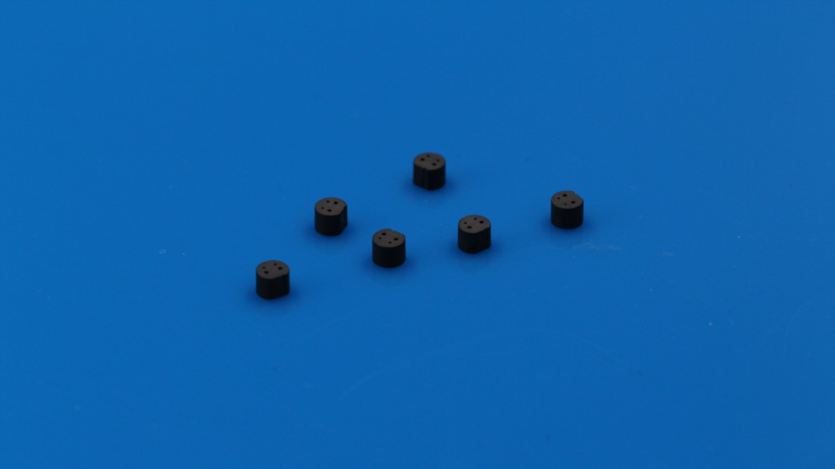 Shading Black Alumina Ceramic Insulator For Optoelectronics Industry Sensor