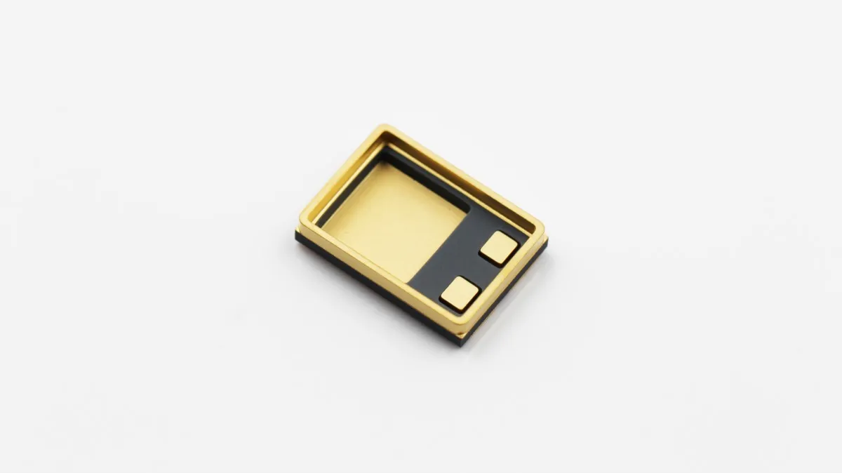 Ceramic Surface-Mount Power Package