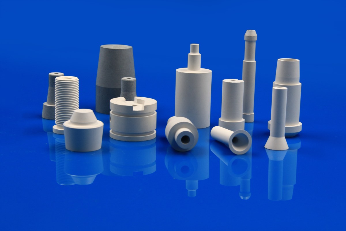 boron nitride ceramic nozzles