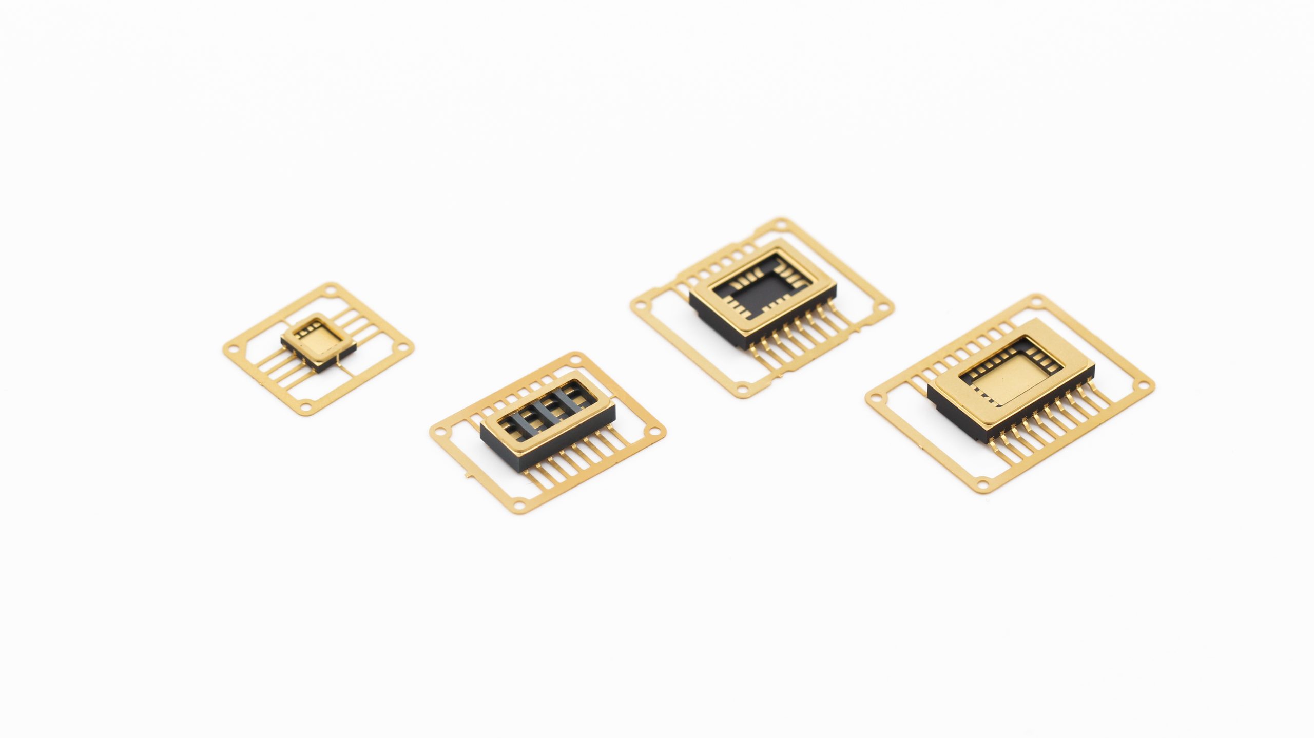 Ceramic Small Outline Package (CSOP)