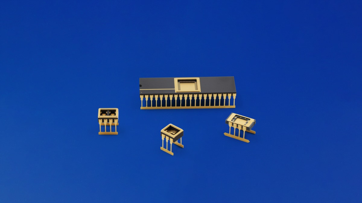 Butterfly Ceramic Package for Optoelectronic Modules