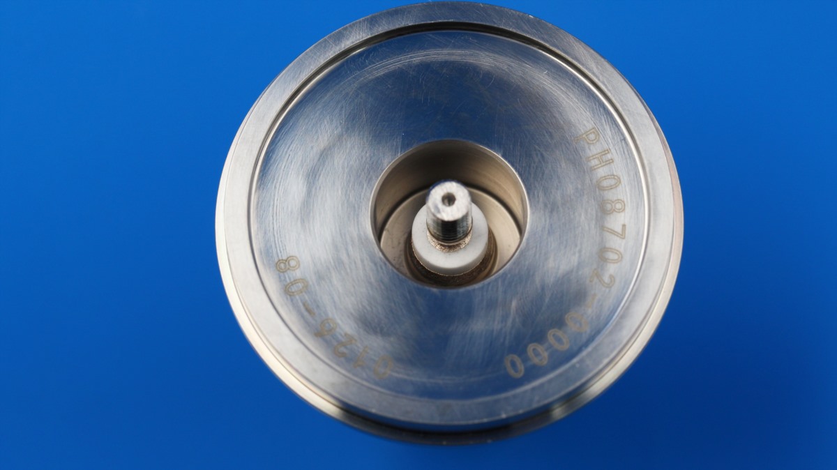 HN-Type Coaxial Connector – Flange Mount