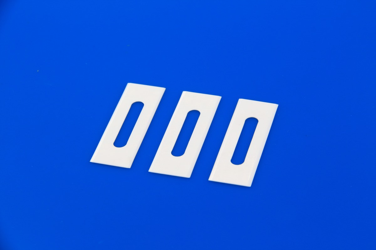 Zirconia Ceramic Slotted Blades for High Precision Film Cutting