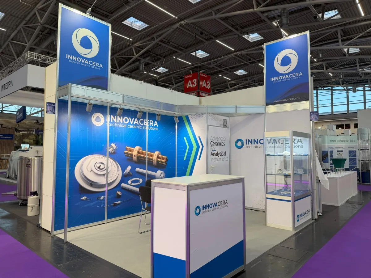 Photos of the INNOVACERA booth