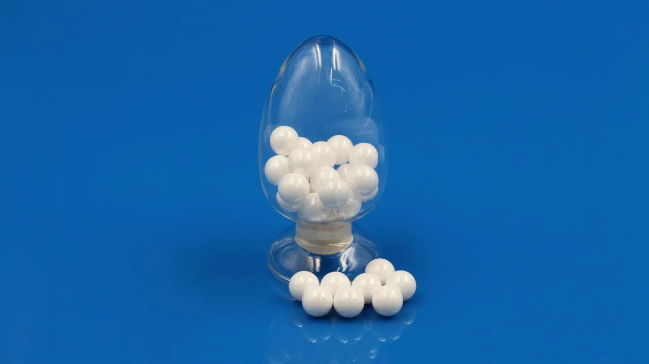 Zirconia precision balls