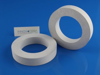 Boron Nitride Ceramic Ring for Casting|Boron nitride (BN) ceramic rings are a highly specialized type of ceramic component used in continuous casting machines, particularly horizontal continuous casters.They are specifically designed to be…