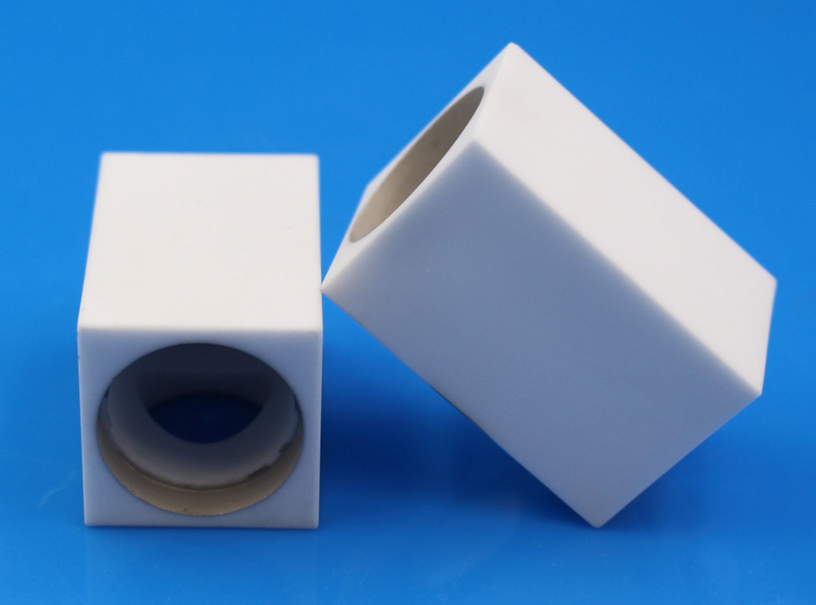 What Technology Enables Ceramics and Metals to Achieve A "Strong Combination"?
