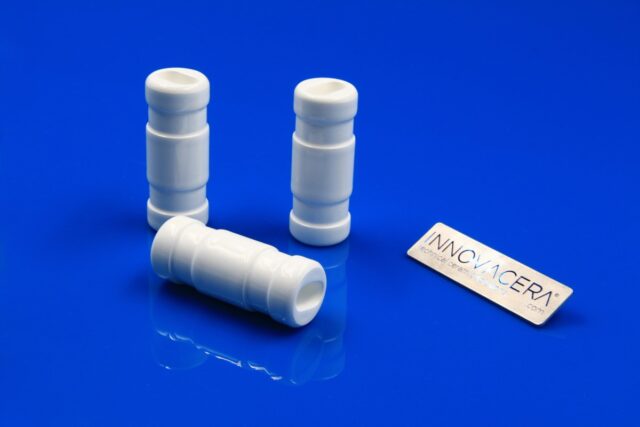 The feacure of Cearmic Reflector