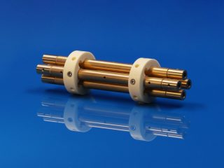 Ceramic quadrupole for mass spectrometer