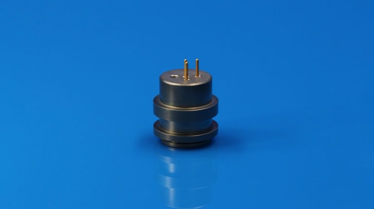 Conector resistente a presión para petróleo