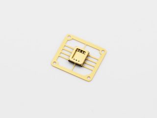 Ceramic Small Outline Package (CSOP)