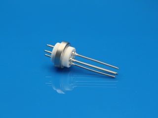 Ceramic Vacuum Feedthrough