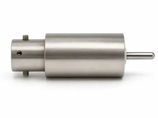 Shielded Vacuum Feedthrough