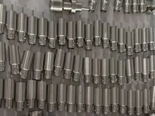 Shielded Vacuum Feedthrough