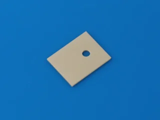 パワー半導体向けAlNセラミック絶縁放熱板 (2)
