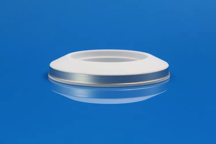 Metallization alumina for Isolators