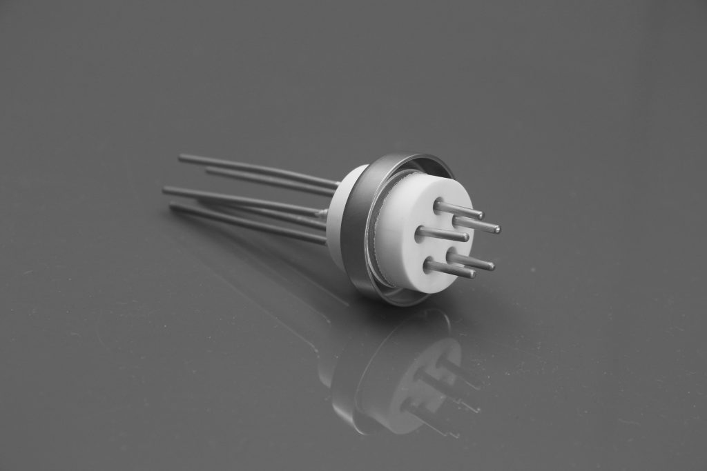 High-Performance Ceramic Vacuum Feedthroughs