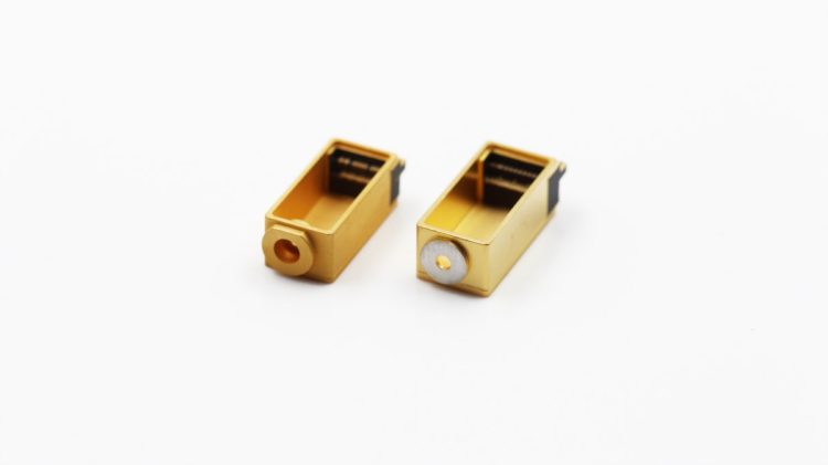 Hermetic Ceramic Packages for ROSATOSA Modules